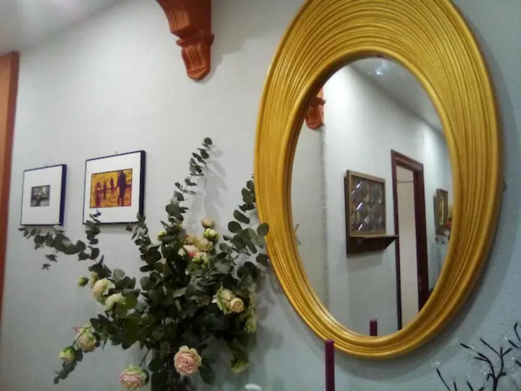 Las Golondrinas Habitacion En Piso Centrico Para Una O Dos Personas Zaragoza Kültér fotó